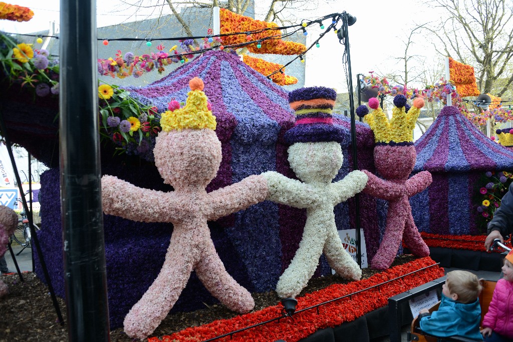 ../Images/Bloemencorso 2015 024.jpg